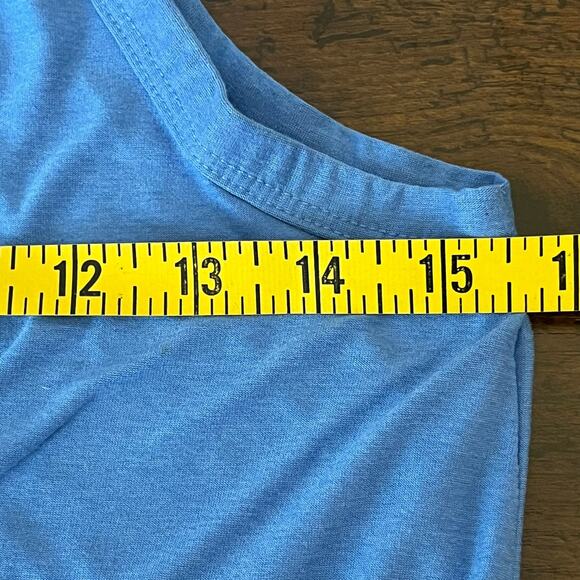 Old Navy Active Cloud 94 Soft Blue Sleeveless Twist Front Cropped Top Size XS - Picture 6 of 7